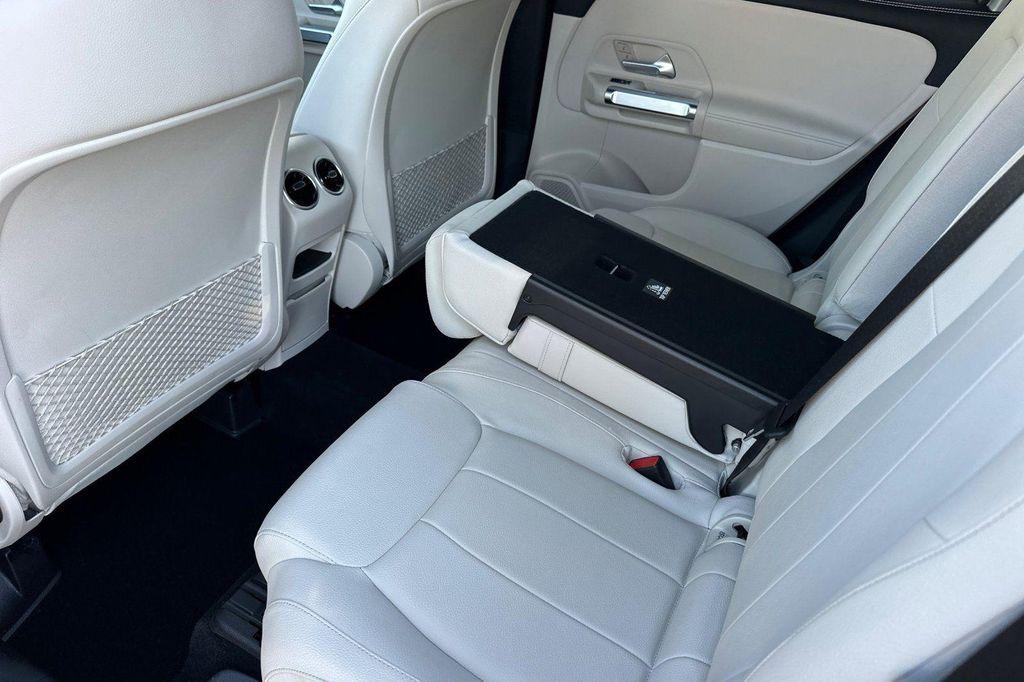 used 2022 Mercedes-Benz GLB 250 car, priced at $26,984