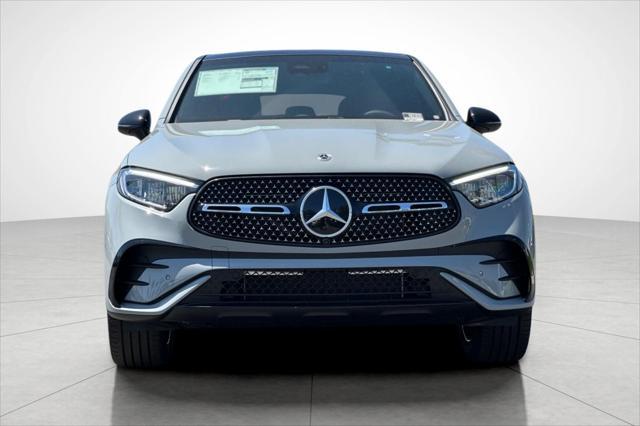 new 2025 Mercedes-Benz GLC 300 car, priced at $61,151
