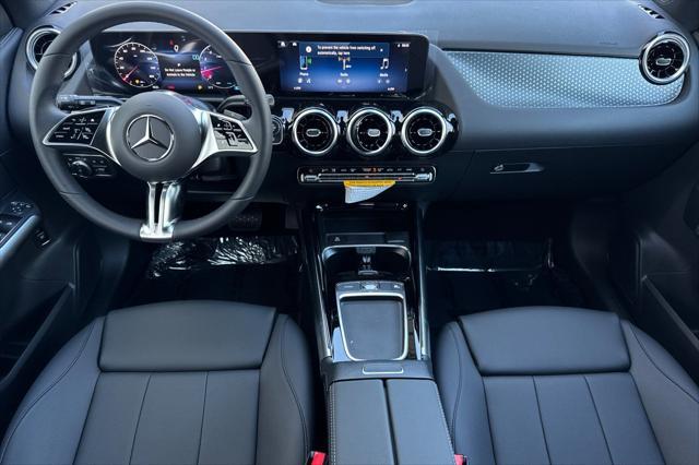 new 2025 Mercedes-Benz GLA 250 car, priced at $42,250