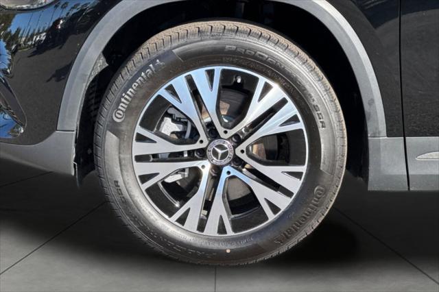 new 2025 Mercedes-Benz GLA 250 car, priced at $42,250