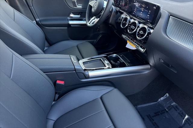 new 2025 Mercedes-Benz GLA 250 car, priced at $42,250