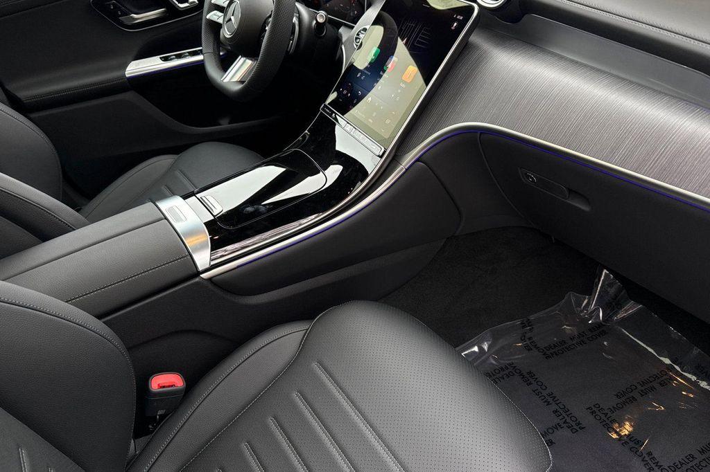 new 2025 Mercedes-Benz GLC 300 car, priced at $60,395