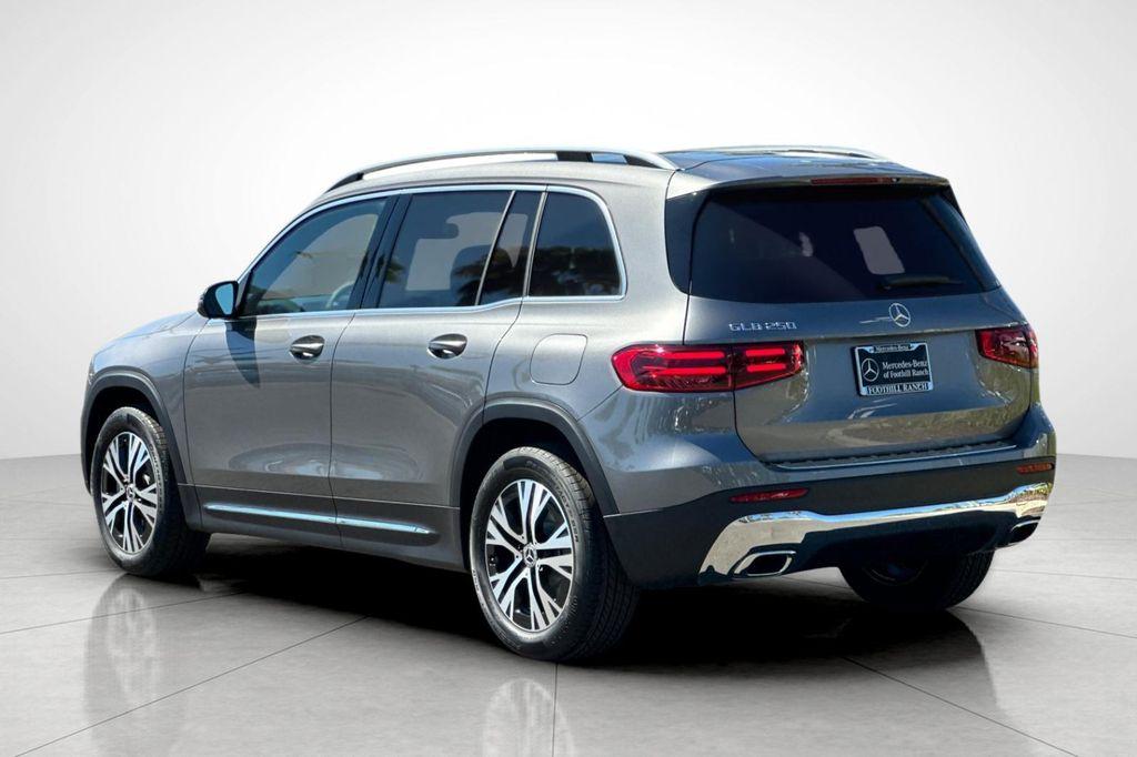 new 2026 Mercedes-Benz GLB 250 car, priced at $47,515