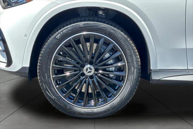 new 2025 Mercedes-Benz GLC 300 car, priced at $53,129