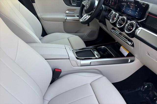 new 2025 Mercedes-Benz GLB 250 car, priced at $41,875