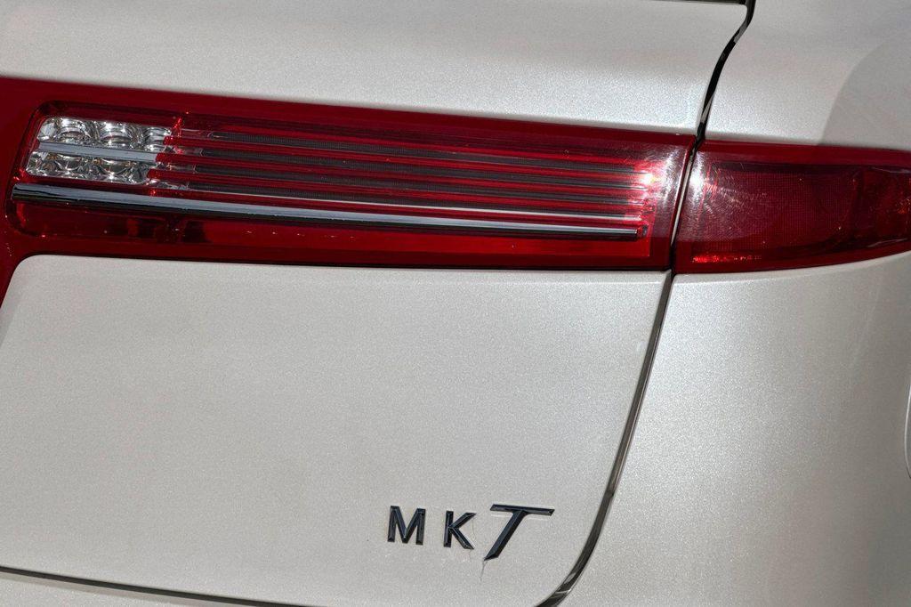 used 2019 Lincoln MKT car, priced at $20,983