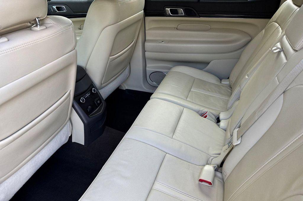 used 2019 Lincoln MKT car, priced at $20,983