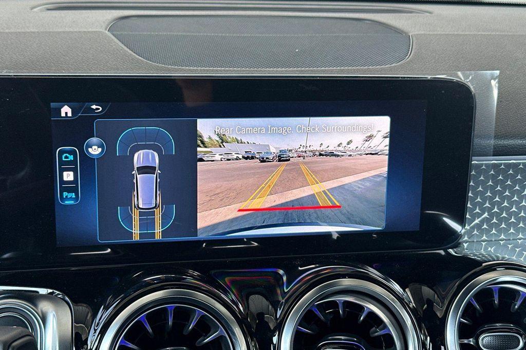 new 2025 Mercedes-Benz GLB 250 car, priced at $47,145