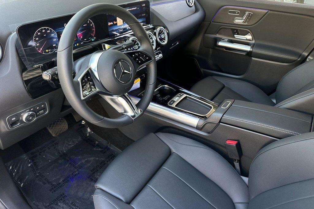 new 2026 Mercedes-Benz GLA 250 car, priced at $47,625