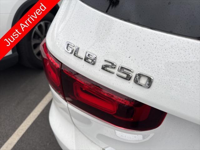 used 2022 Mercedes-Benz GLB 250 car, priced at $30,984