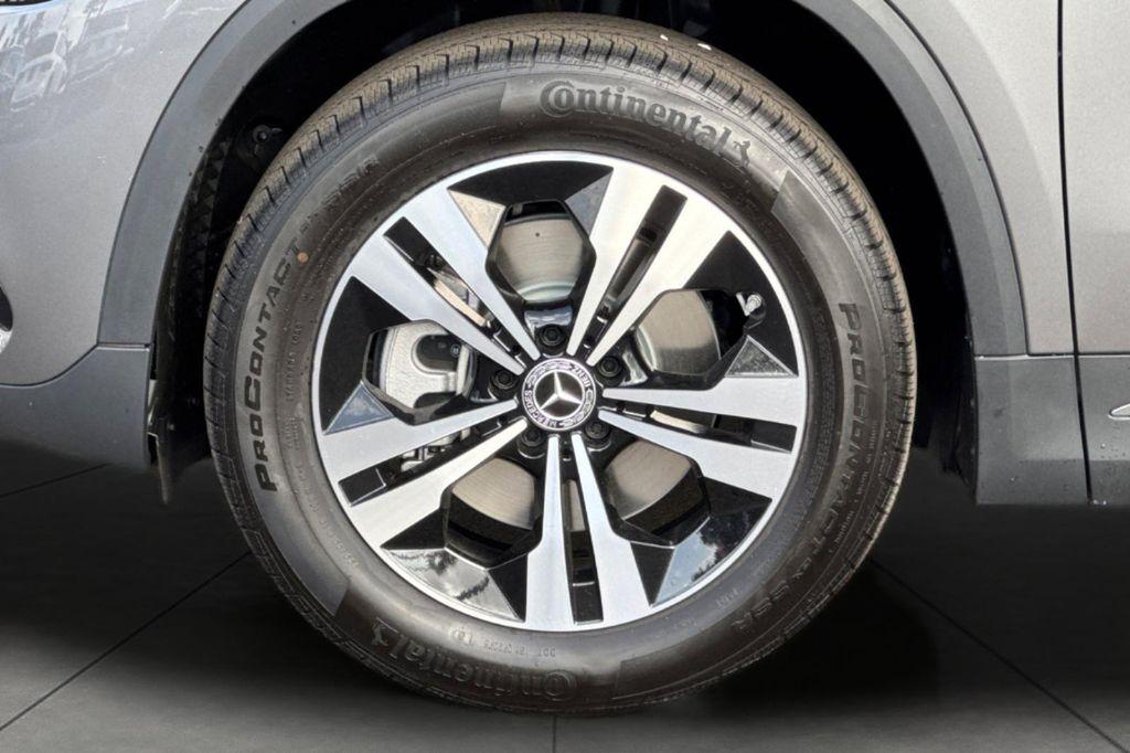 new 2026 Mercedes-Benz GLA 250 car, priced at $45,375