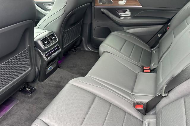 new 2025 Mercedes-Benz GLS 450 car, priced at $97,045