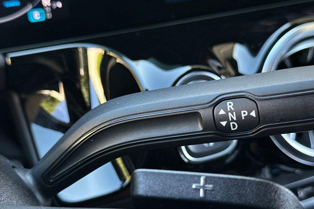 used 2025 Mercedes-Benz GLA 250 car, priced at $38,000