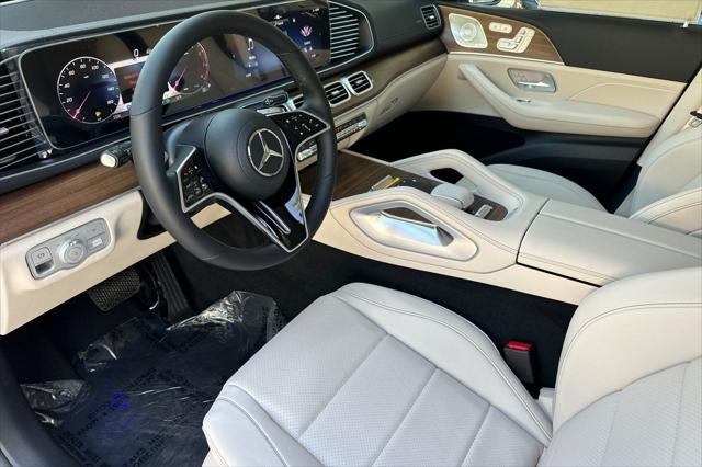 new 2025 Mercedes-Benz GLS 450 car, priced at $81,657