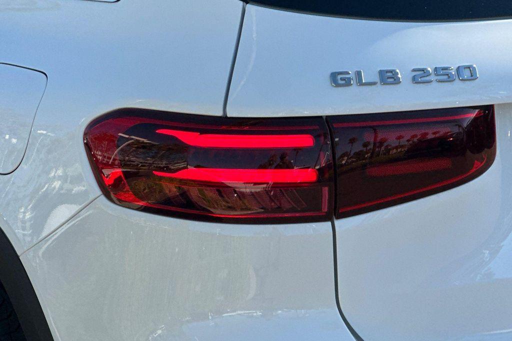 new 2026 Mercedes-Benz GLB 250 car, priced at $48,570
