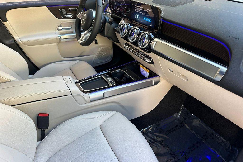 new 2026 Mercedes-Benz GLB 250 car, priced at $48,570