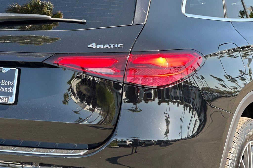 used 2025 Mercedes-Benz GLC 300 car, priced at $45,000