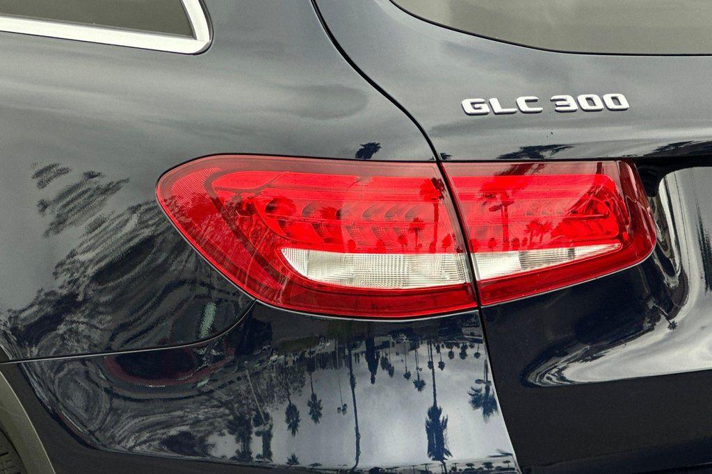 used 2019 Mercedes-Benz GLC 300 car, priced at $17,982