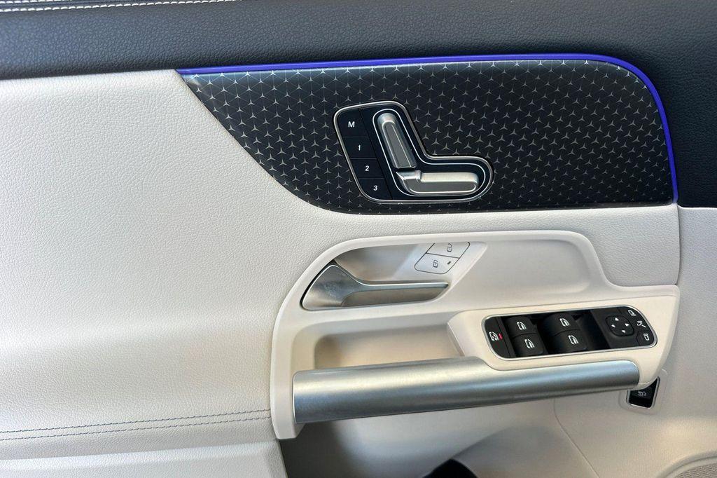used 2025 Mercedes-Benz GLA 250 car, priced at $38,990