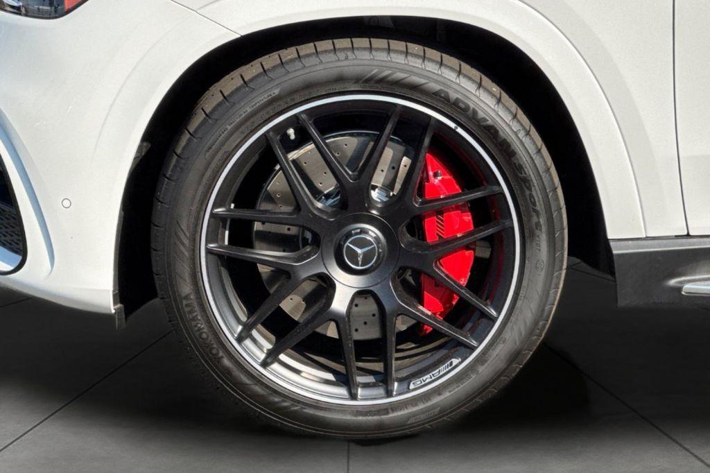 new 2025 Mercedes-Benz AMG GLE 63 car, priced at $125,879