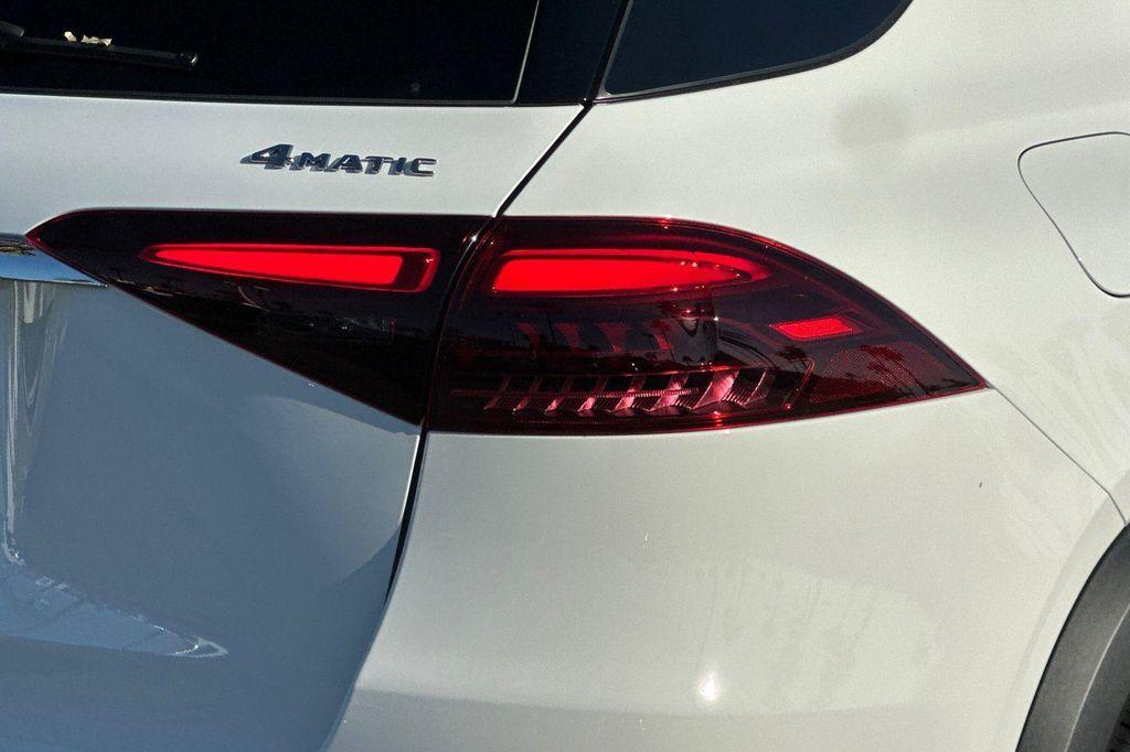 new 2026 Mercedes-Benz GLE 350 car, priced at $66,680