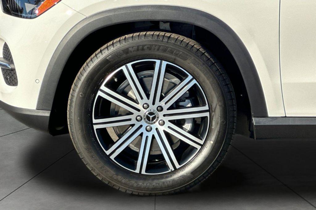 new 2026 Mercedes-Benz GLE 350 car, priced at $66,680