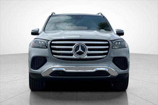 new 2025 Mercedes-Benz GLS 450 car, priced at $94,015