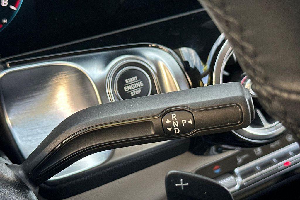 used 2021 Mercedes-Benz GLB 250 car, priced at $27,890