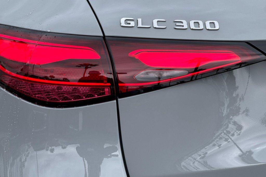 new 2025 Mercedes-Benz GLC 300 car, priced at $52,872