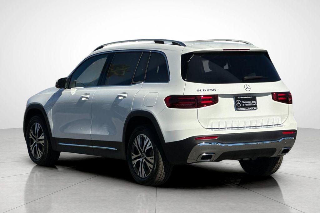 new 2026 Mercedes-Benz GLB 250 car, priced at $40,652