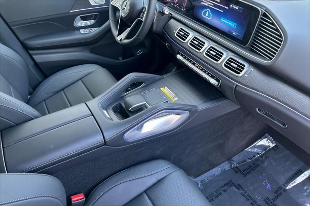 new 2025 Mercedes-Benz GLE 450 car, priced at $81,080