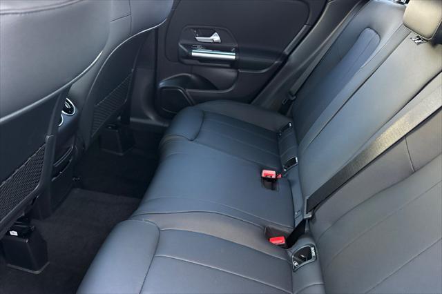 new 2025 Mercedes-Benz GLA 250 car, priced at $42,250