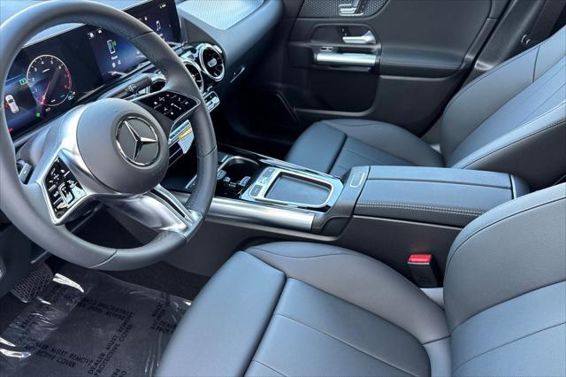 new 2025 Mercedes-Benz GLA 250 car, priced at $42,250