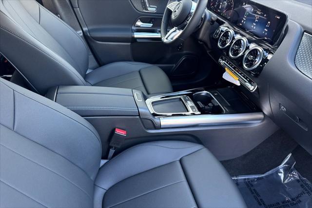 new 2025 Mercedes-Benz GLA 250 car, priced at $42,250