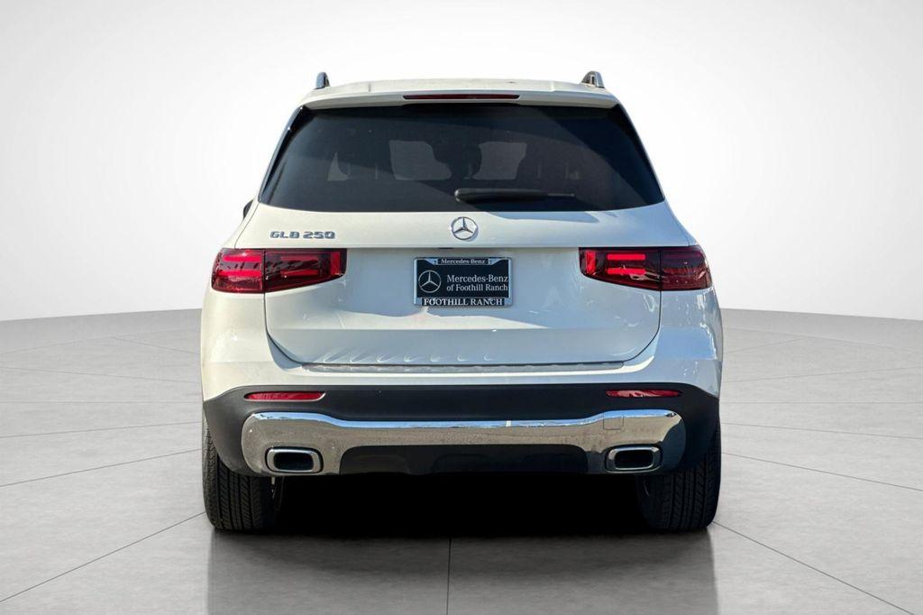 new 2025 Mercedes-Benz GLB 250 car, priced at $40,116