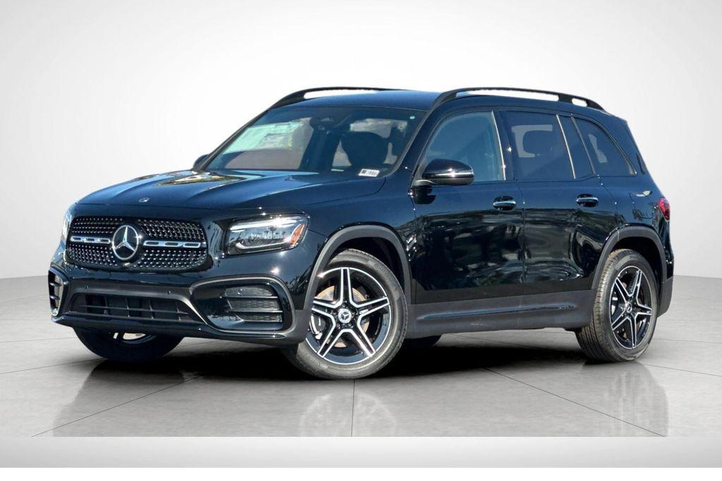 new 2025 Mercedes-Benz GLB 250 car, priced at $44,179