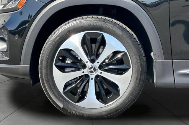 used 2025 Mercedes-Benz GLB 250 car, priced at $47,745