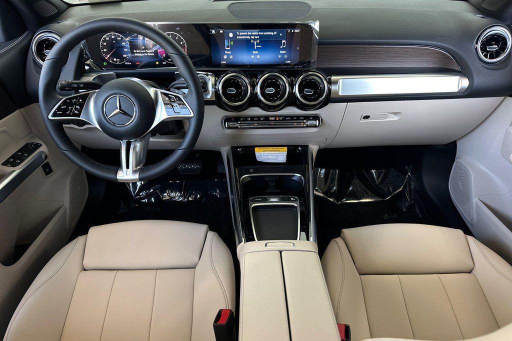 new 2026 Mercedes-Benz GLB 250 car, priced at $47,515