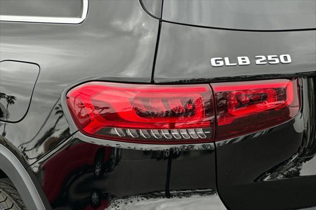 used 2022 Mercedes-Benz GLB 250 car, priced at $30,983