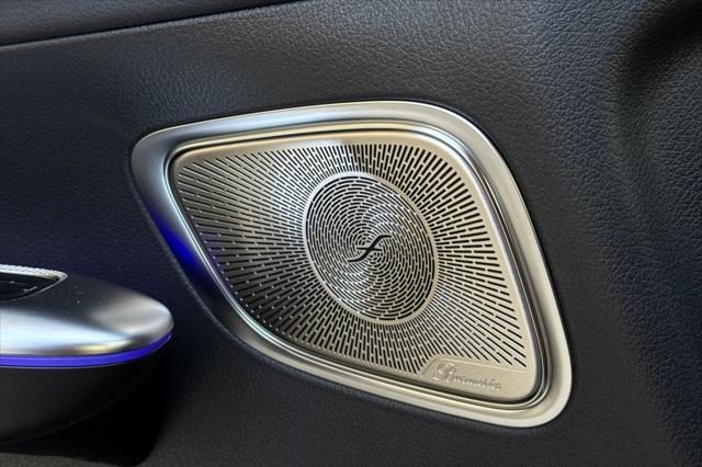 new 2025 Mercedes-Benz GLC 300 car, priced at $57,805