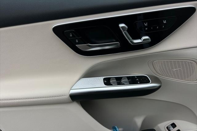 new 2025 Mercedes-Benz GLC 350e car, priced at $62,805