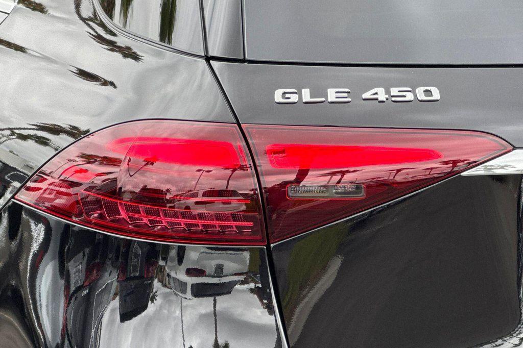 new 2026 Mercedes-Benz GLE 450 car, priced at $78,260