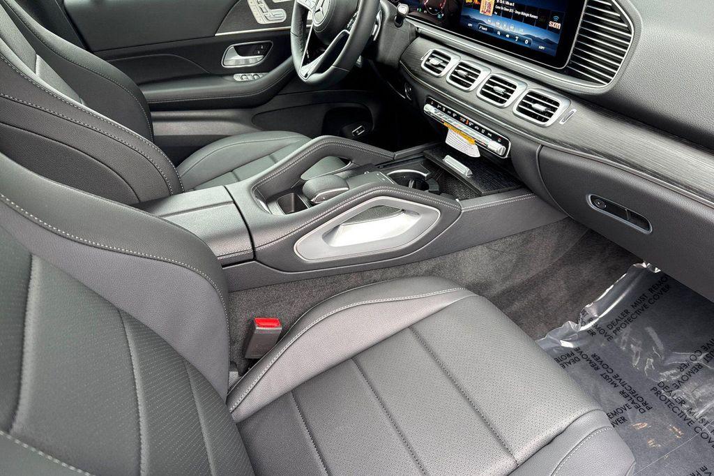 new 2026 Mercedes-Benz GLE 450 car, priced at $78,260