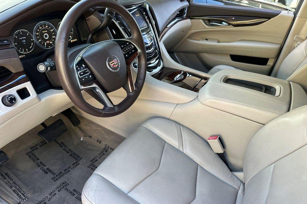 used 2015 Cadillac Escalade ESV car, priced at $25,984