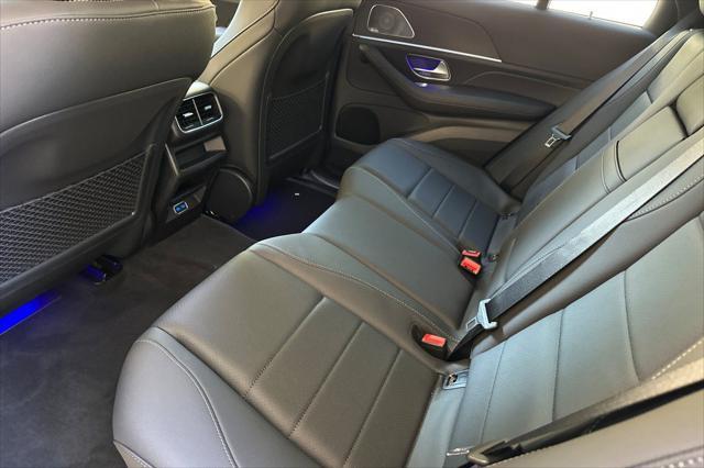 new 2025 Mercedes-Benz GLE 450 car, priced at $74,686