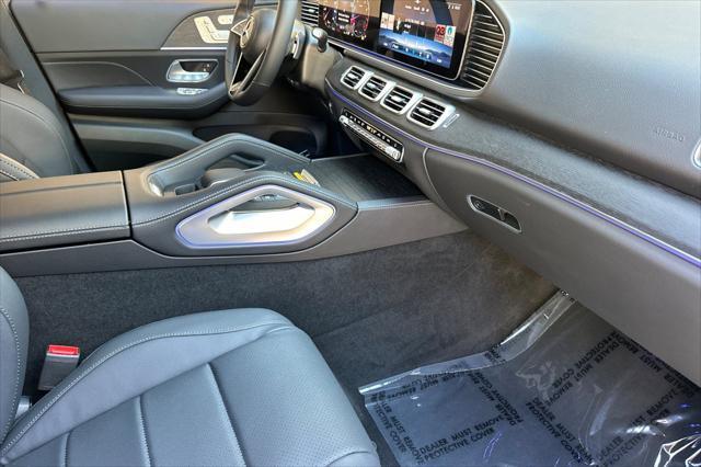 new 2025 Mercedes-Benz GLE 450 car, priced at $74,686
