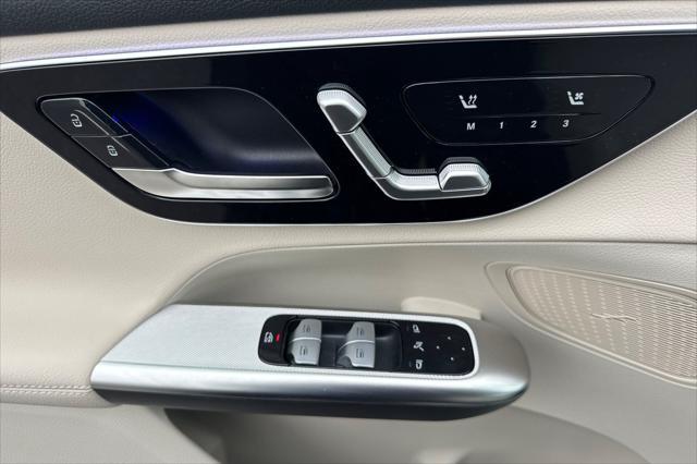new 2025 Mercedes-Benz GLC 350e car, priced at $61,755