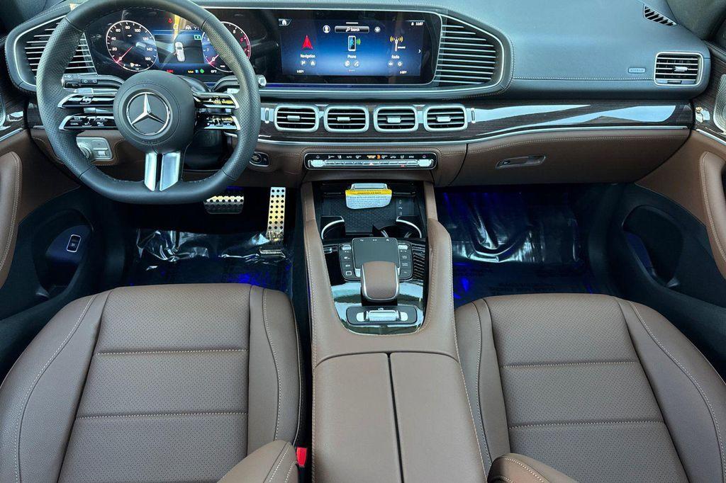 new 2025 Mercedes-Benz GLS 450 car, priced at $84,516