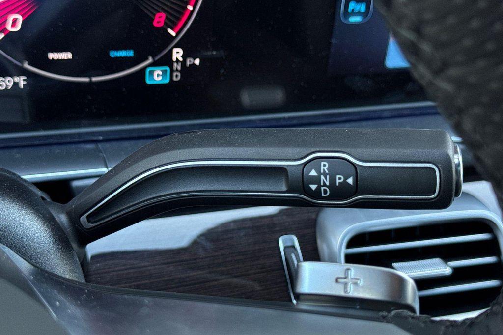 new 2025 Mercedes-Benz GLS 450 car, priced at $84,516