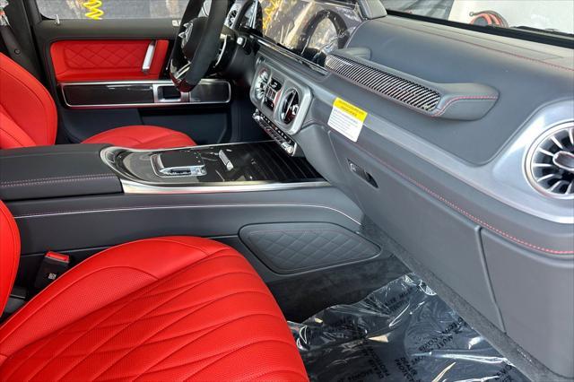 new 2025 Mercedes-Benz AMG G 63 car, priced at $261,544